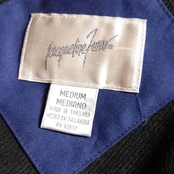 Jacqueline Ferrar  Women's ‎ Blue Raincoat  M Velvet Collar 22Wx36L x20Lsleeve - Picture 5 of 6